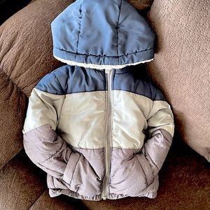 **GUC** OSHKOSH B’GOSH 3T HEAVYWEIGHT PUFFER WINTER JACKET